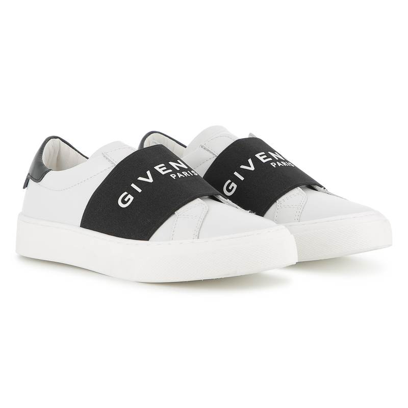 Sneakers GIVENCHY 
                        UNISEX