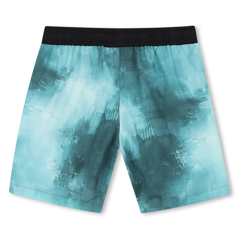 Surfing with tightening laces HUGO 
                        BOY