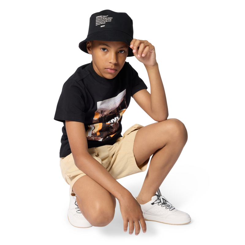 SHORTS IN FANCY MATERIAL DKNY 
                        BOY