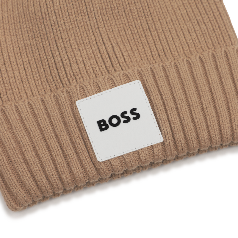 Knitted beanie BOSS 
                        BOY