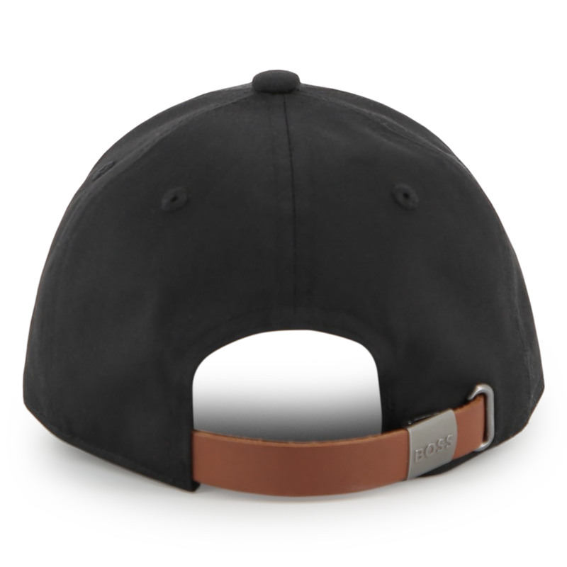 CAP WITH METAL BUCKLE CLOSURE BOSS 
                        BOY