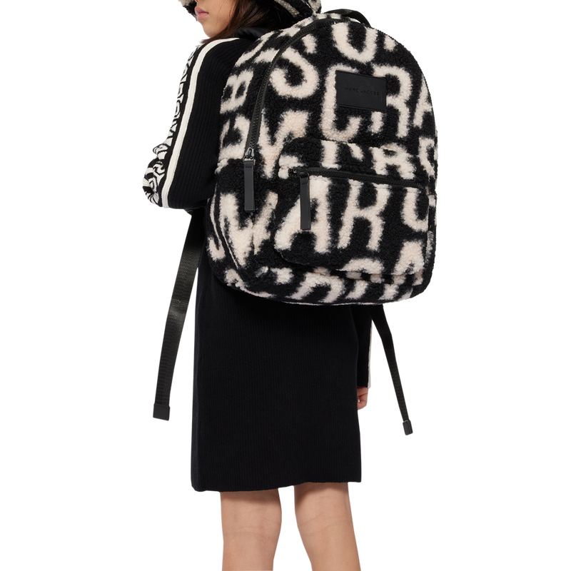 Fluffy fleece bucket hat MARC JACOBS 
                        UNISEX