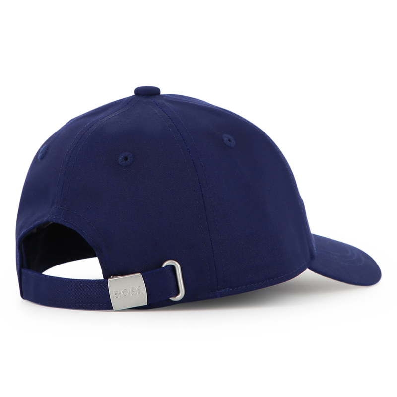 CAP WITH ADJUSTABLE CLOSURE BOSS 
                        BOY