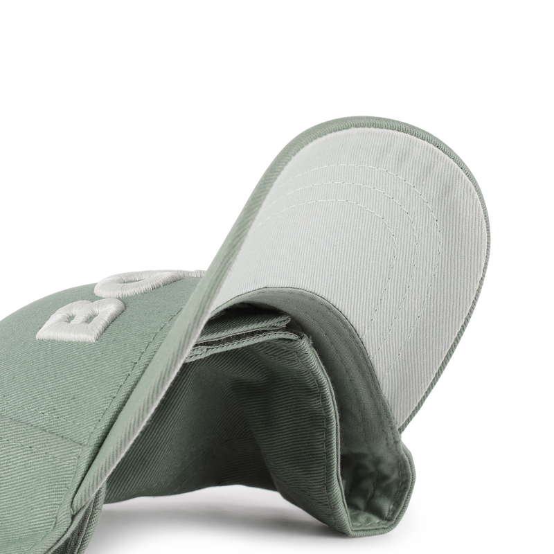 CAP WITH HOOK-AND-LOOP CLOSURE BOSS 
                        BOY