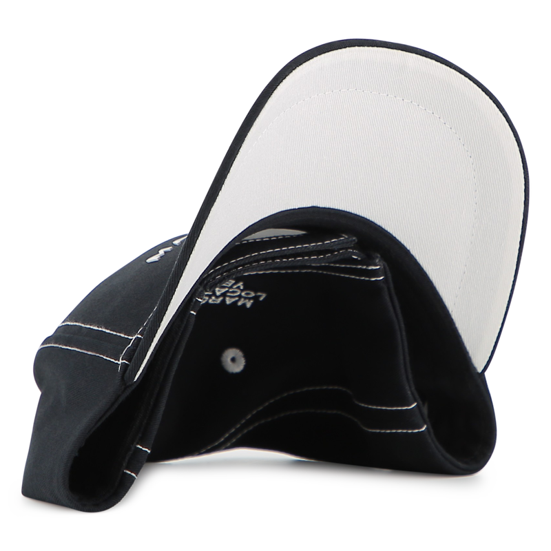 CAP MARC JACOBS 
                        BOY