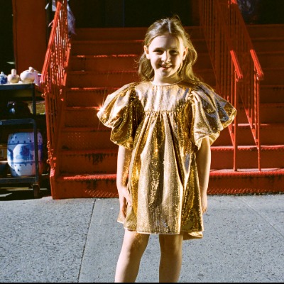 Children's fashion: the metallic trend is taking over